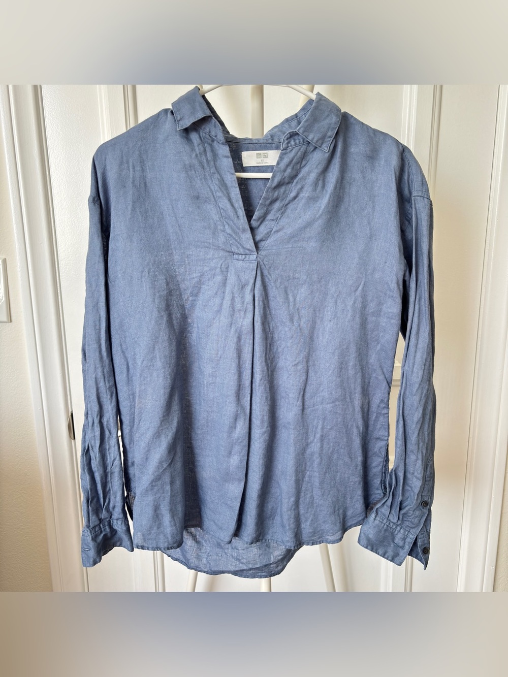 UNIQLO Women's Blue Linen Blend V-Neck Long Sleeve Blouse Top XSMALL